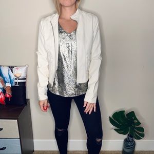 👻The Limited Metallic Paisley Tank Top